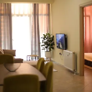Pleasant With Free Dedicated Parking In Komuna E Parisit Appartement Tirana